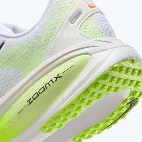 Кросівки для бігу чоловічі Nike Vomero 18 white/volt/barely volt/black