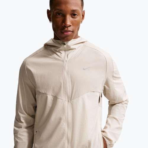 Куртка для бігу чоловіча Nike Stride Dri-Fit cream Ii/birch/natural
