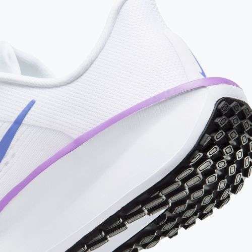 Кросівки для бігу жіночі Nike Quest 6 white/black/bright violet/sapphire