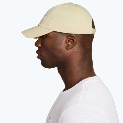 Кепка Nike Club Unstructured Futura Wash light khaki/sapphire