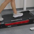 Бігова доріжка електрична XTREXO Walking Pad W200 чорний 17