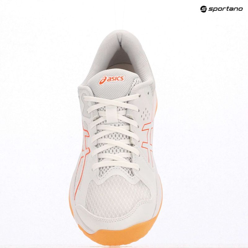 Кросівки жіночі ASICS Beyond FF white/vivid coral 9