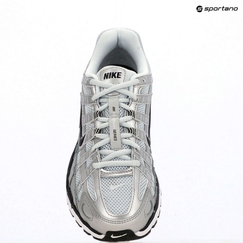 Кросівки жіночі Nike P-6000 white/metallic silver/black 9